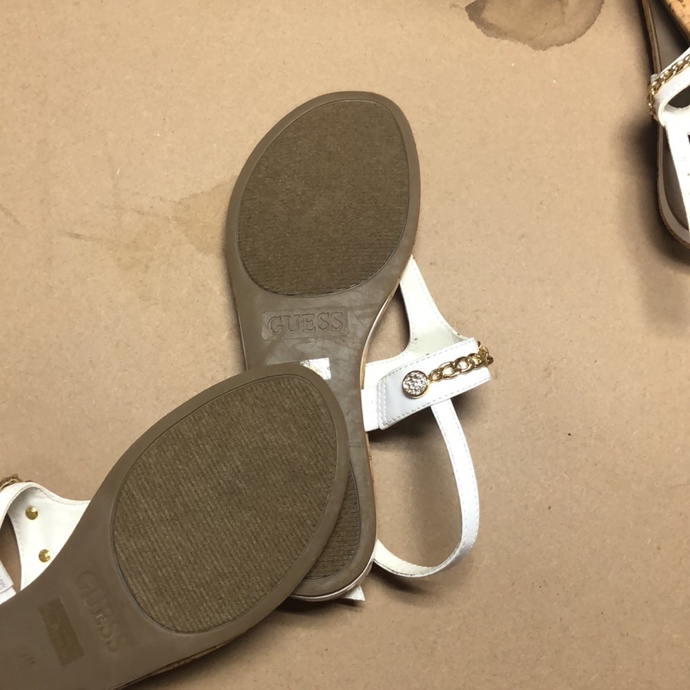/#221, Size 6, NWT Guess Shoes/Sandals - Picture 5 of 7